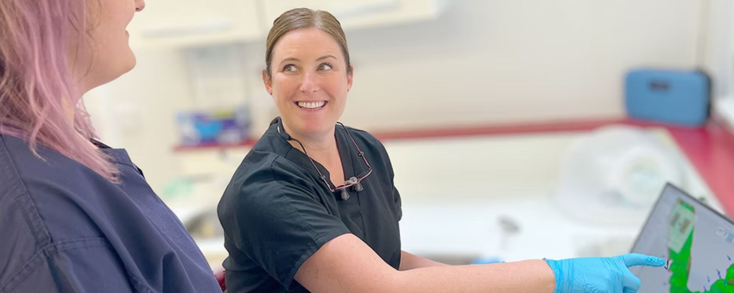 Fast, Discreet Teeth Straightening with CFast